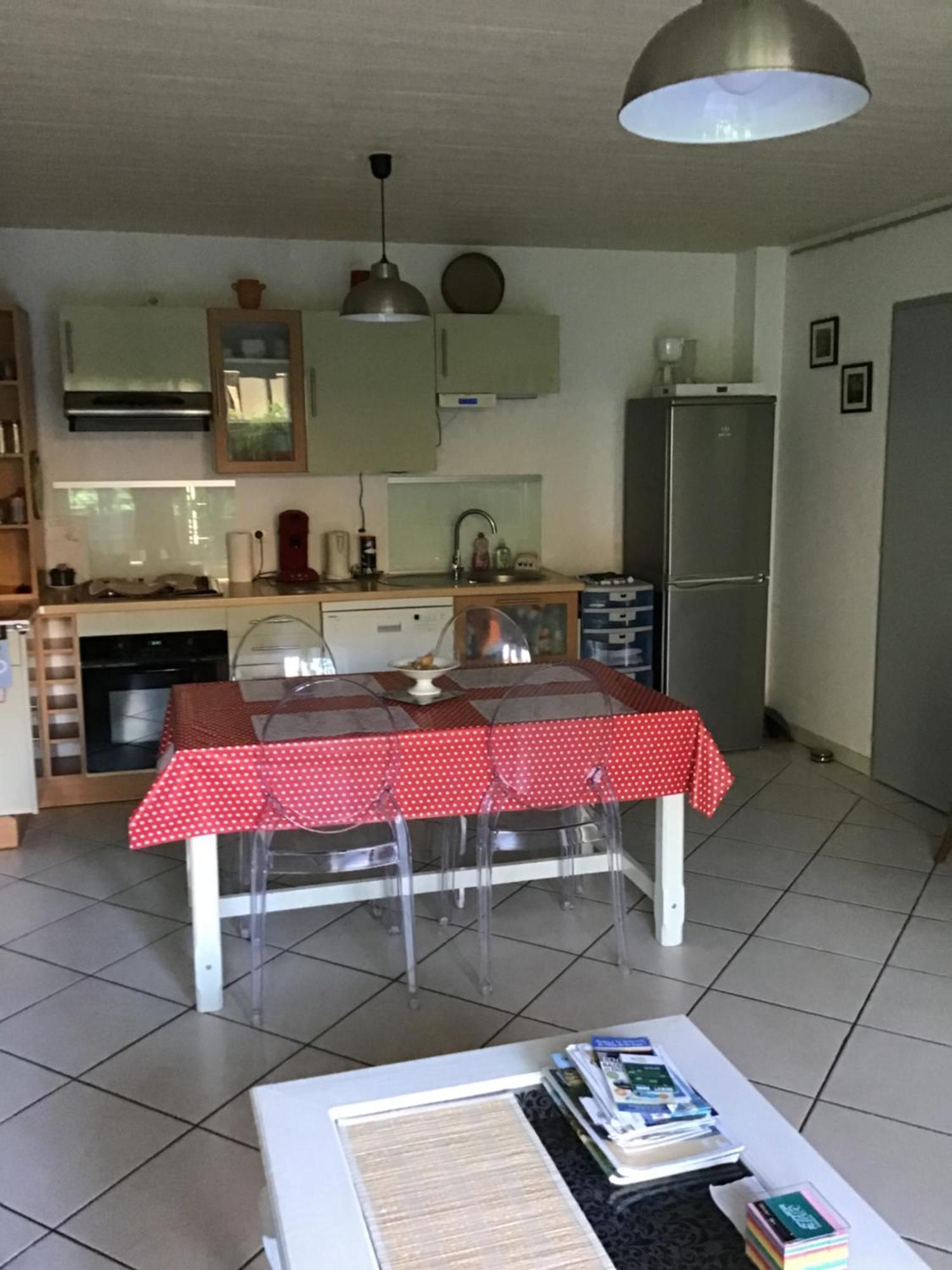 Agreable Appartement A 1Km Du Centre De לה-טסט-דה-בוש מראה חיצוני תמונה